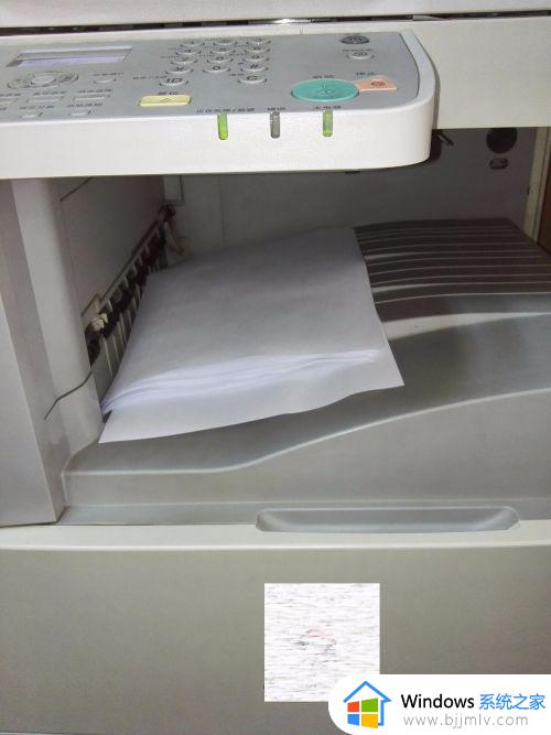 打印机怎么放打印纸_打印机的打印纸怎么放
