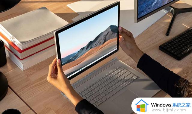 微软 Surface Book 3 获 9 月固件更新，改善热管理